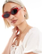 oval sunglasses in red
