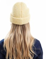 beanie with wool rib in yellow