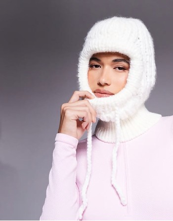 Ski knitted fluffy balaclava in cream